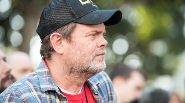 Rainn Wilson outside profile