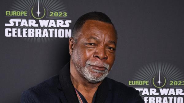 carl weathers smiling mandalorian